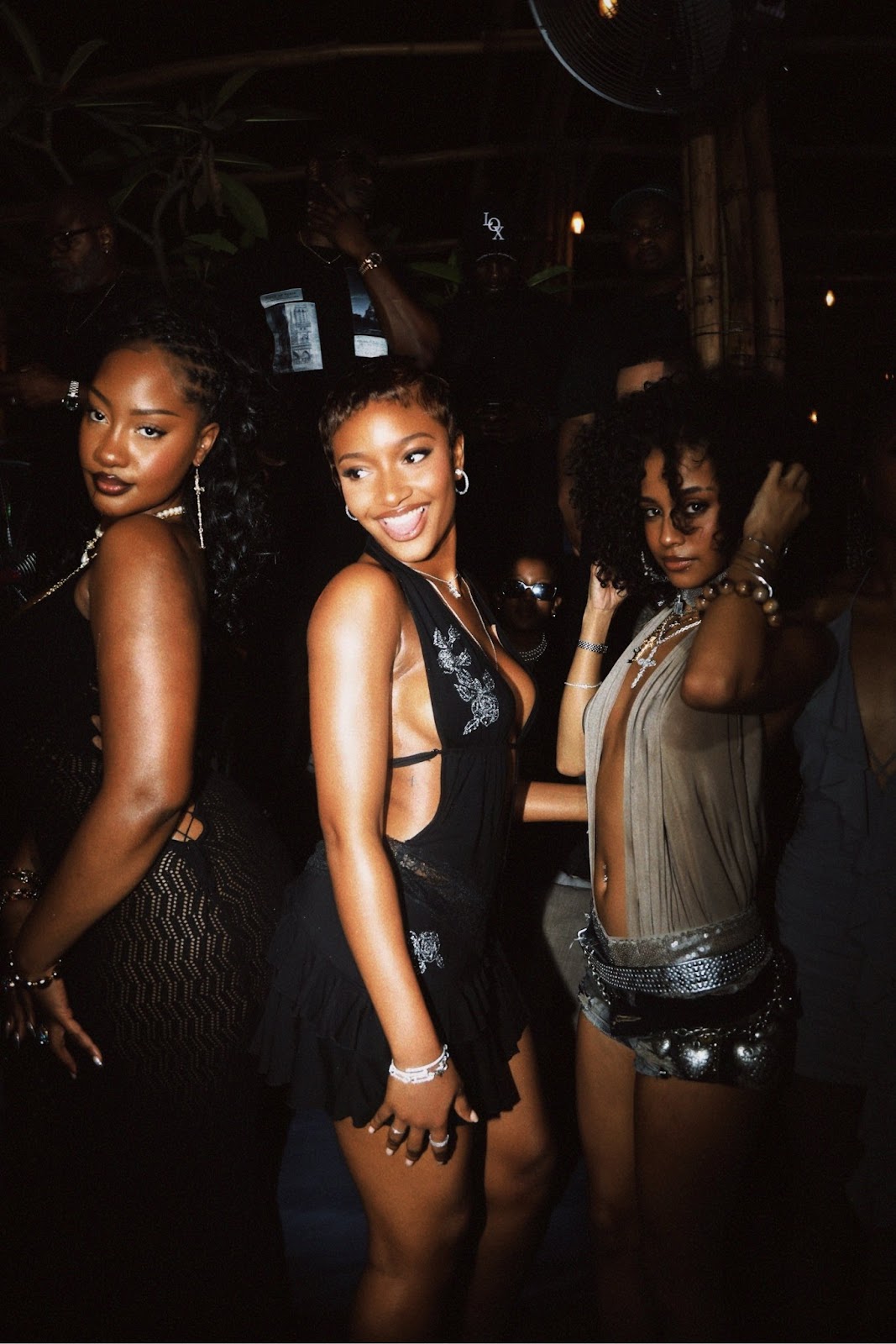 Read more about the article The Big 3: Tyla, Tems, and Ayra Starr Party Together in Lagos