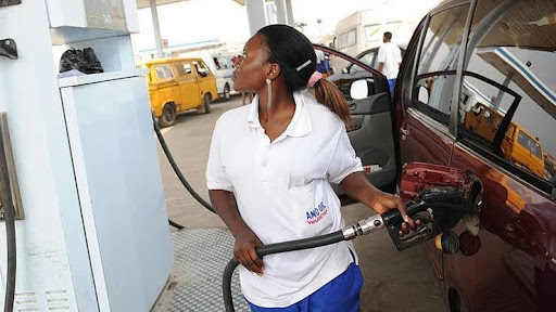 Read more about the article New Petrol Price Set at N935 per Litre as IPMAN Partners with Dangote Refinery