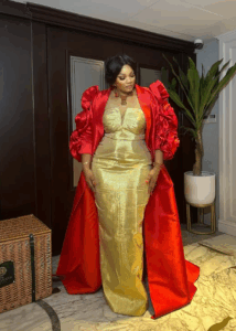 Photo source: Realomosexy on Instagram