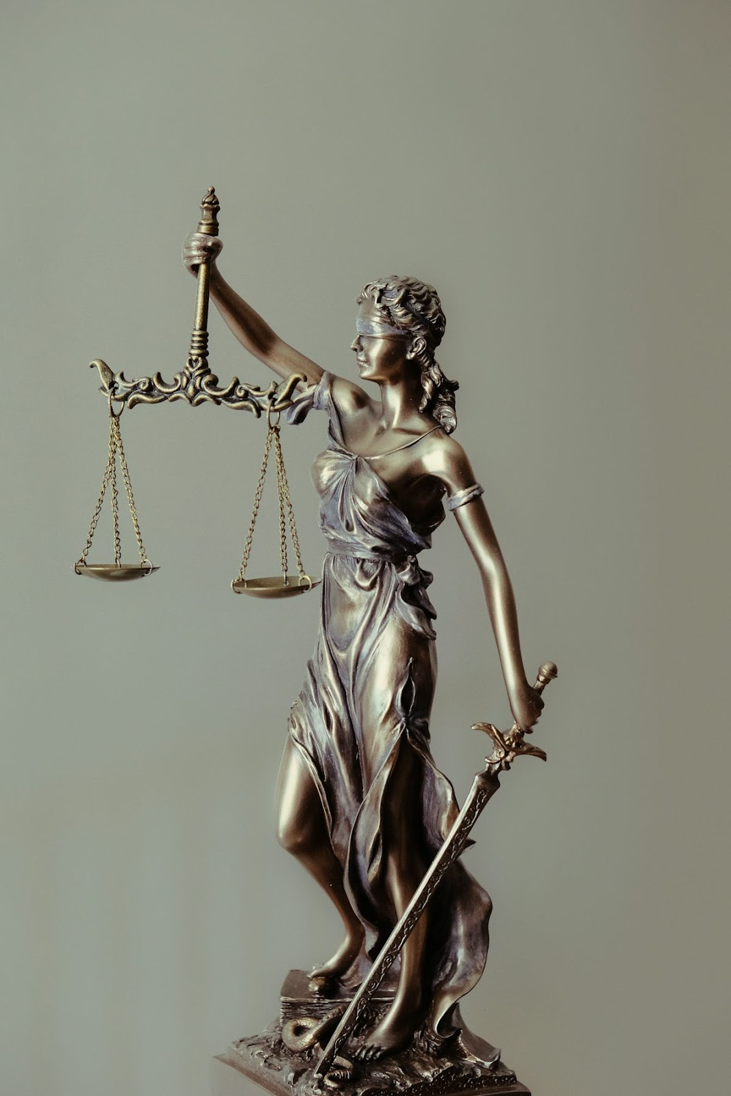 A legal balance. Photo credit: Tingey Injury Law Firm on unsplash