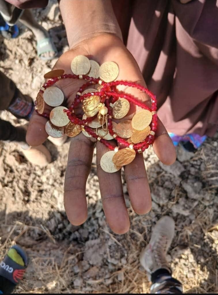 The retrieved gold. Photo credit: Temiloba on IG