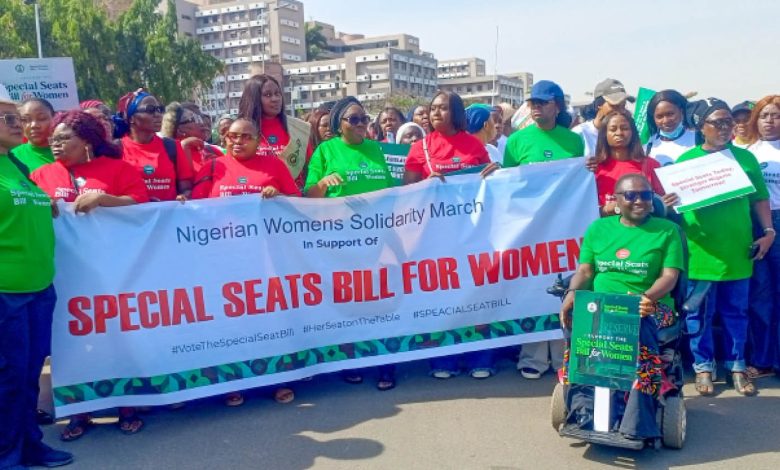 Photo’s source: Peoples Daily Newspaper.