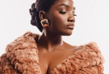 Simi. Photo source: Twitter