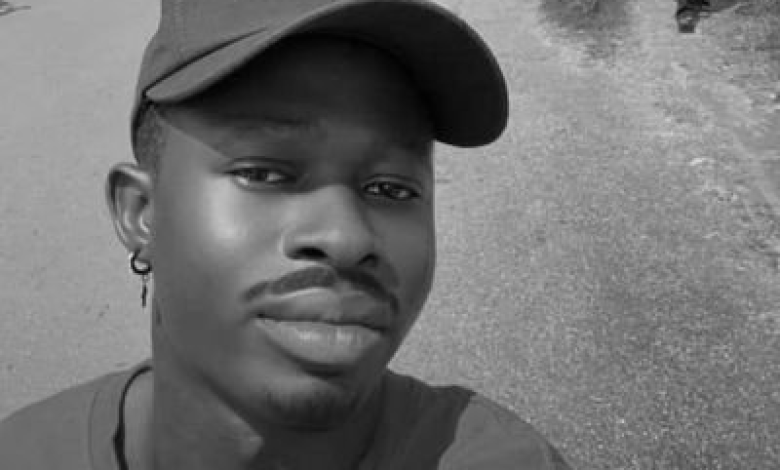 Photo Source: delzcomics(X)