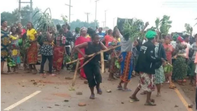 Screenshot from video of Plateau women protesting