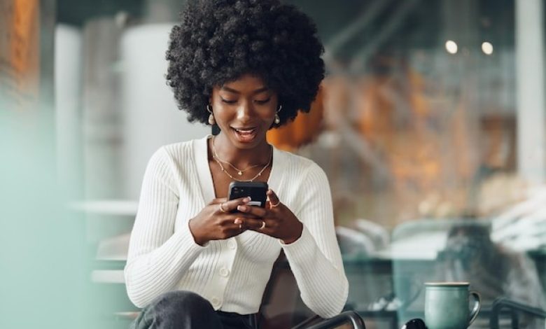 Telecommunication Day: The Gender Gap Behind the Screen